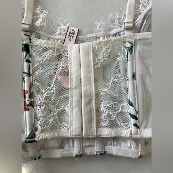 Victoria Secret Corset 🤍✨ BRAND NEW WITHOUT TAGS - Picture 4 of 4